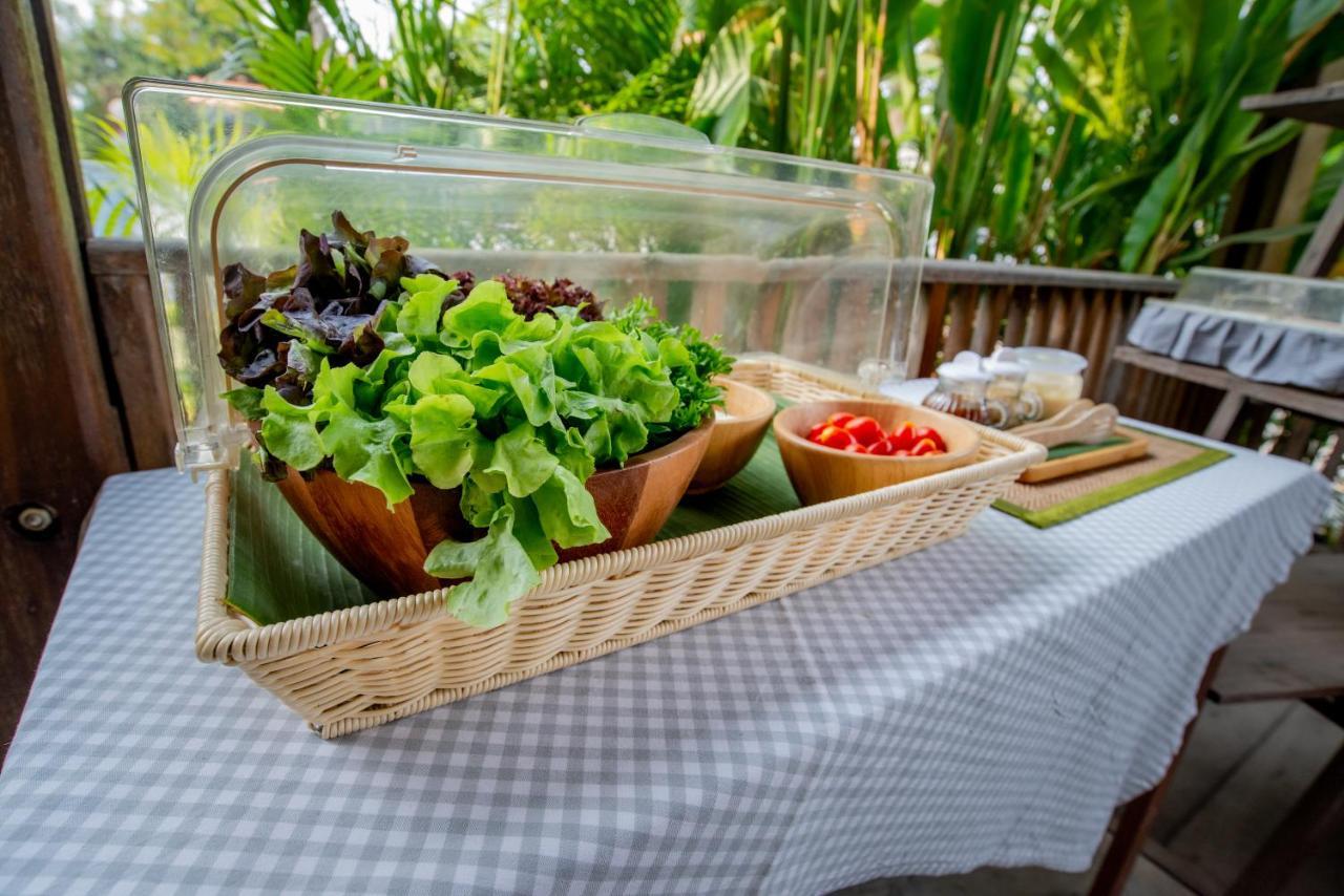 A Day In Phetchabun Bed & Breakfast エクステリア 写真